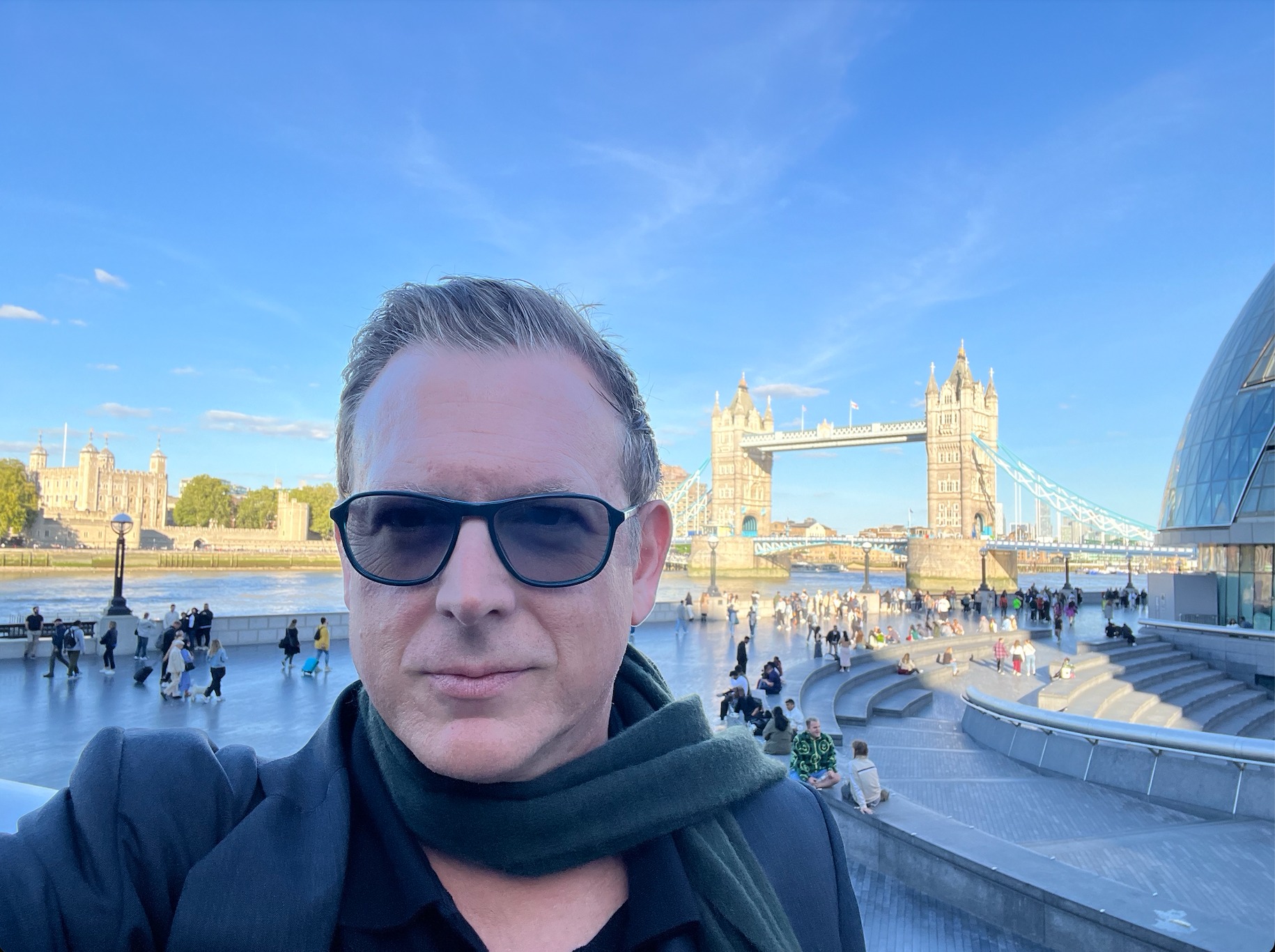 Dom Dawes Communications